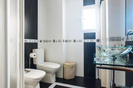 Habitaciones Individuales En Apartamento Compartido Seville Ngoại thất bức ảnh